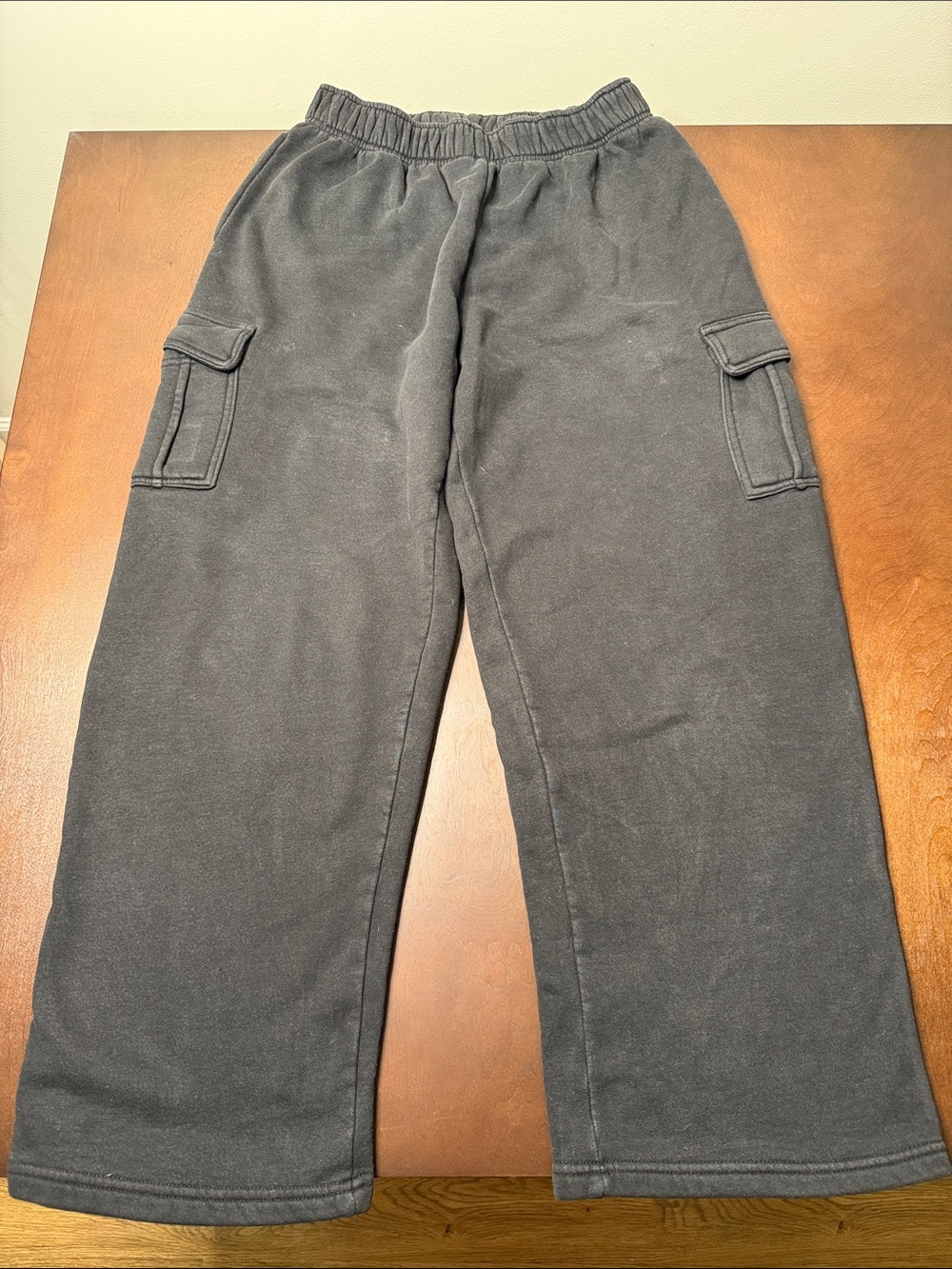 50/50% Cotton & Polyester Black QINSEN Women’s Cargo Sweatpants - Medium